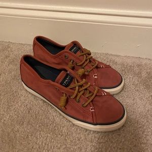 Sperry Women’s Crest Vibe sneakers